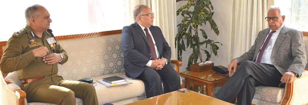 CS, DGP brief Governor